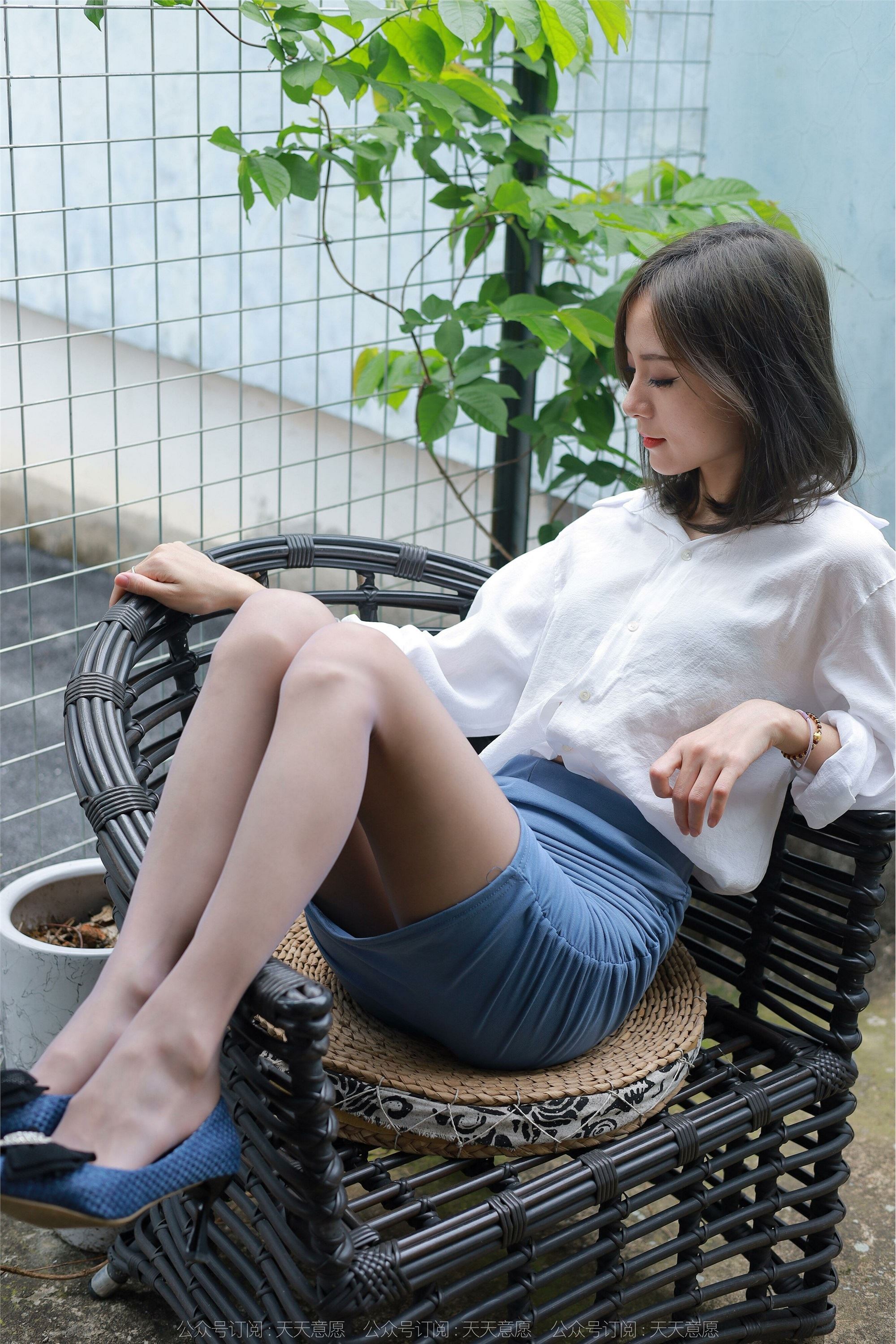 IESS异思趣向 2022.06.09 丝享家 1112：小六《蓝鞋灰丝》